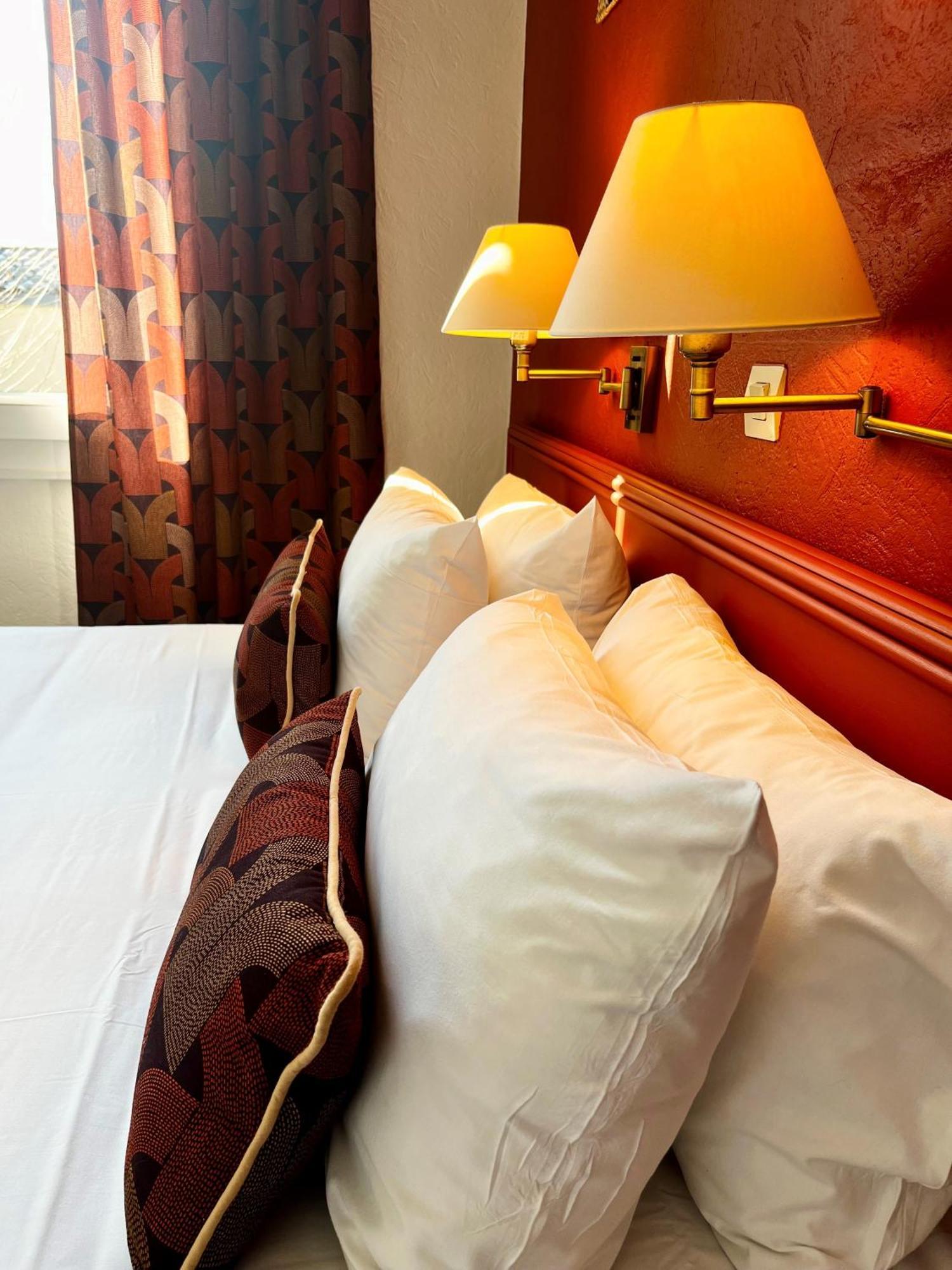 Cit'Hotel Le Louvre Orange ภายนอก รูปภาพ